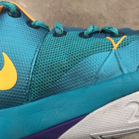 EUC Men’s Nike Zoom Kobe Venomenom 4! - Picture 10 of 12